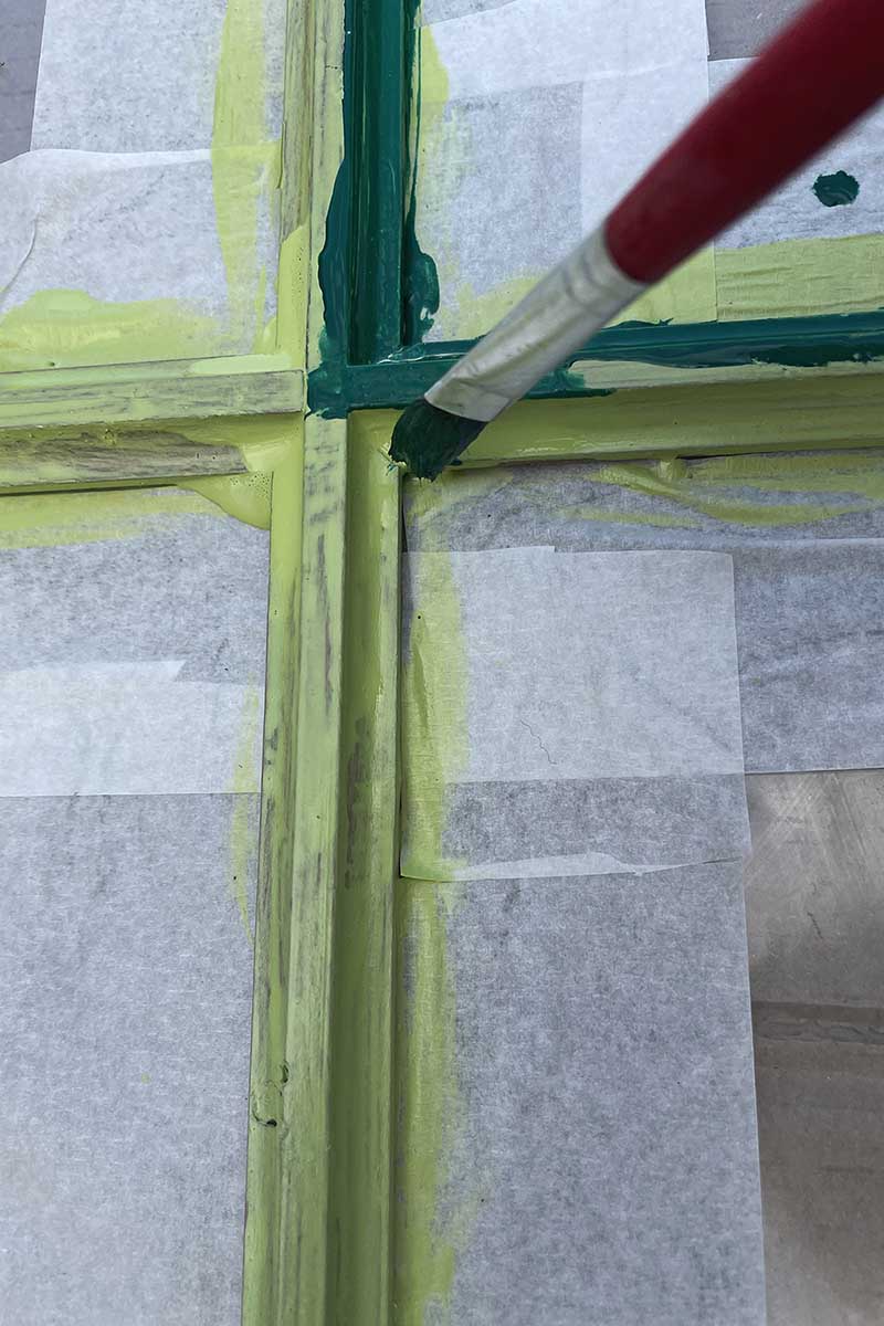 Painting Christmas wall decoration